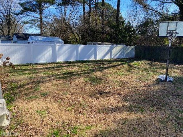 2507 Sunset DR, Chesapeake, VA 23323