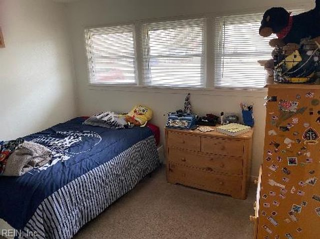 2507 Sunset DR, Chesapeake, VA 23323