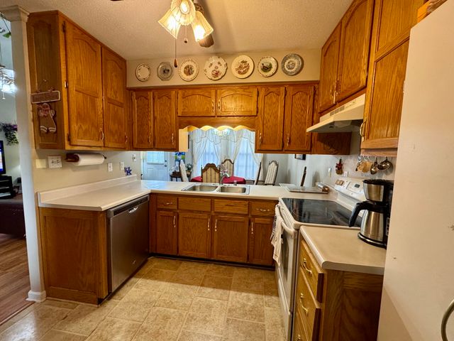 336 Springhurst Drive, Berea, KY 40403