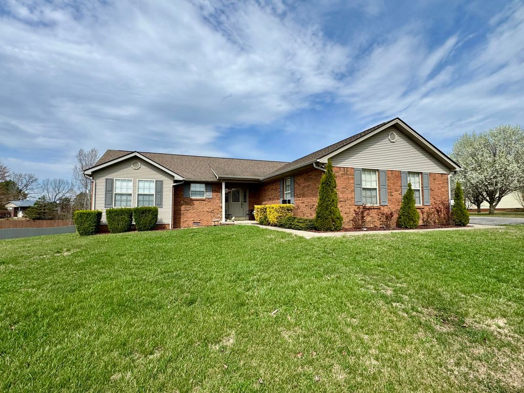 336 Springhurst Drive, Berea, KY 40403