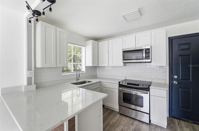 1615 NE 9TH STREET, Ocala, FL 34470