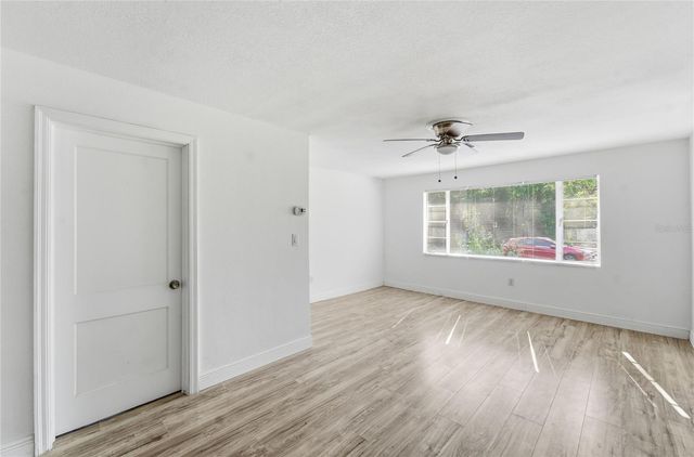 1615 NE 9TH STREET, Ocala, FL 34470