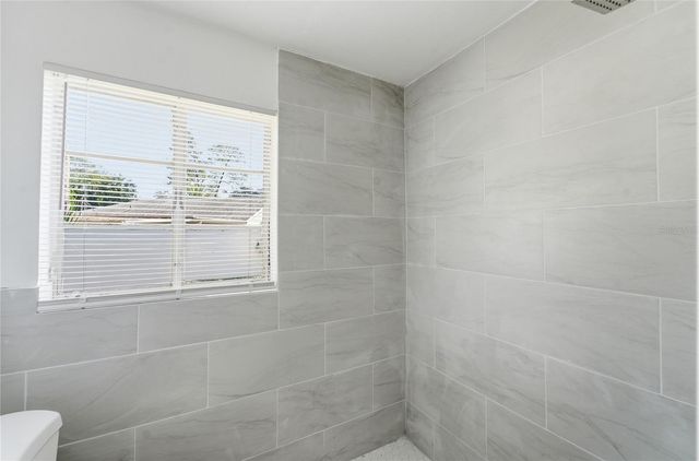 1615 NE 9TH STREET, Ocala, FL 34470