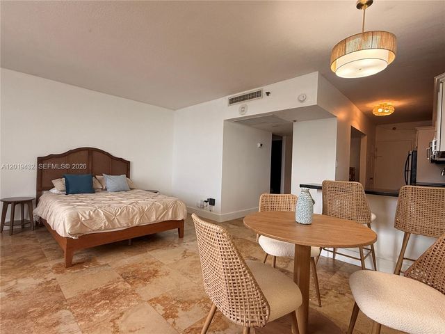 100 Lincoln Rd 1206, Miami Beach, FL 33139