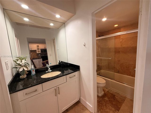 100 Lincoln Rd 1206, Miami Beach, FL 33139