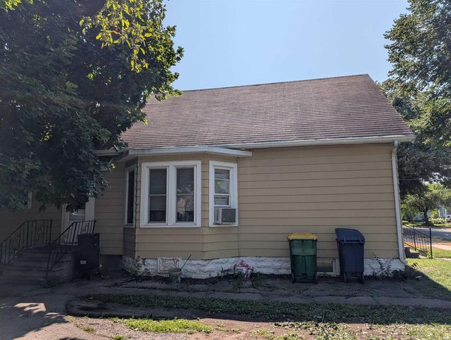 1155 STUART STREET, Green Bay, WI 54301