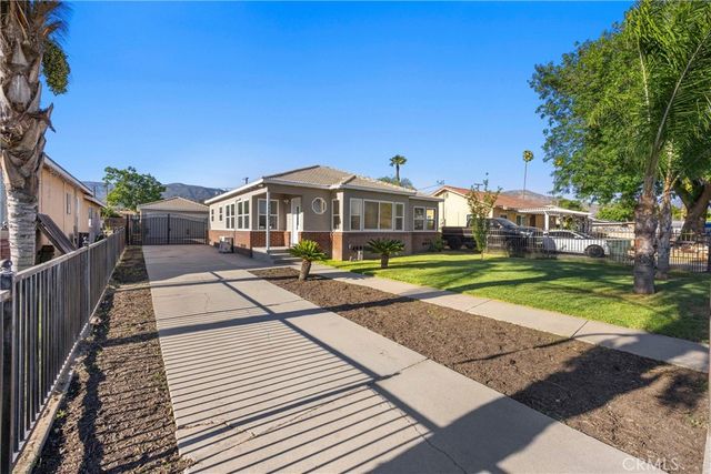 25580 Byron, San Bernardino, CA 92404