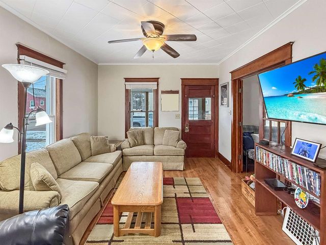 835 WINNEBAGO AVENUE, Oshkosh, WI 54901