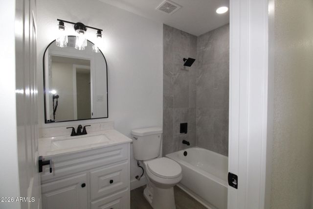 4302 E Jicarilla Street, Phoenix, AZ 85044