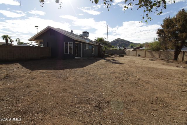 4302 E Jicarilla Street, Phoenix, AZ 85044