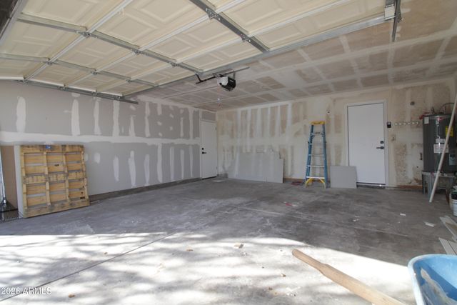 4302 E Jicarilla Street, Phoenix, AZ 85044