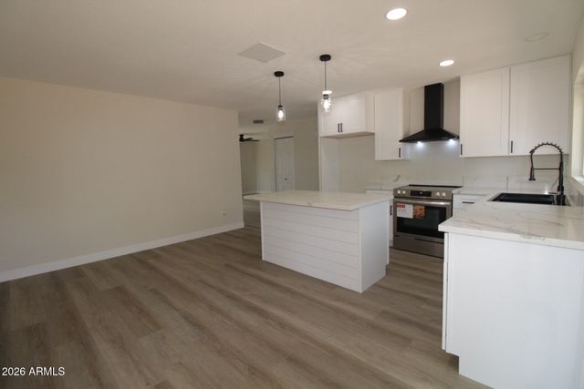 4302 E Jicarilla Street, Phoenix, AZ 85044