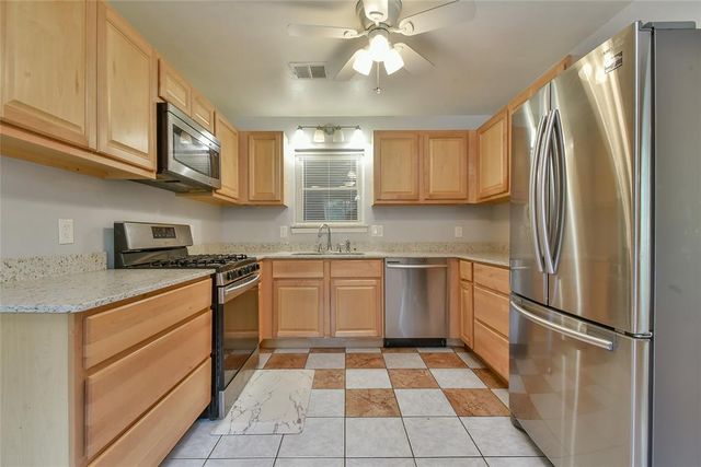 1012 NW 7th Place, Moore, OK 73160