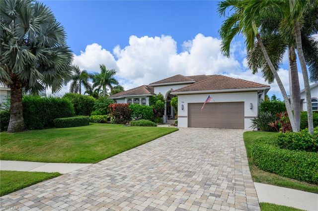 136 Shorecrest CT, Marco Island, FL 34145