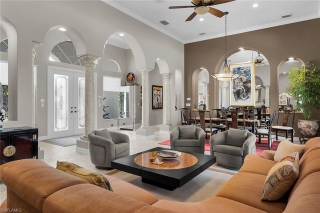 136 Shorecrest CT, Marco Island, FL 34145