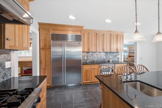 202 Bayport Avenue, Bayport, NY 11705