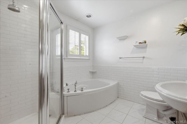 202 Bayport Avenue, Bayport, NY 11705