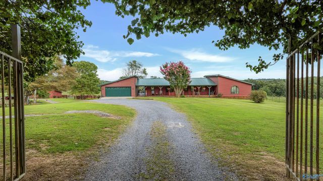 2309 SE Dogtown Road, Fort Payne, AL 35967