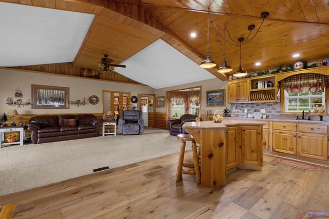 2309 SE Dogtown Road, Fort Payne, AL 35967