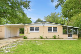 6813 TINKERBELL Lane, Jacksonville, FL 32210
