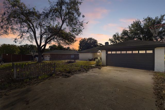 1805 Northcrest Drive, Plano, TX 75075