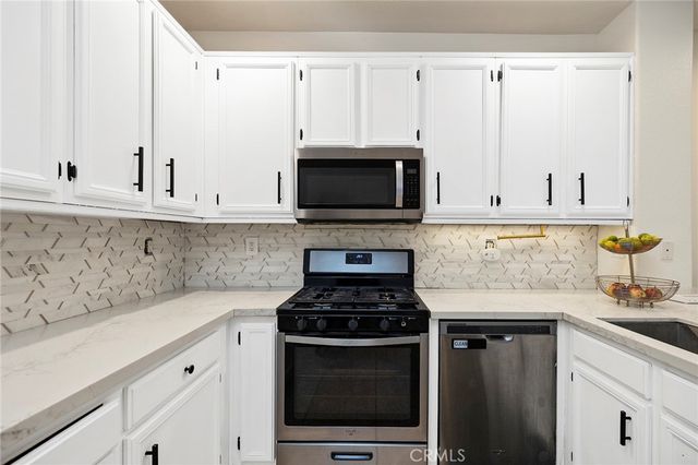 41945 Davenport Way D, Murrieta, CA 92562