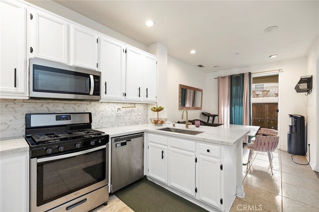 41945 Davenport Way D, Murrieta, CA 92562