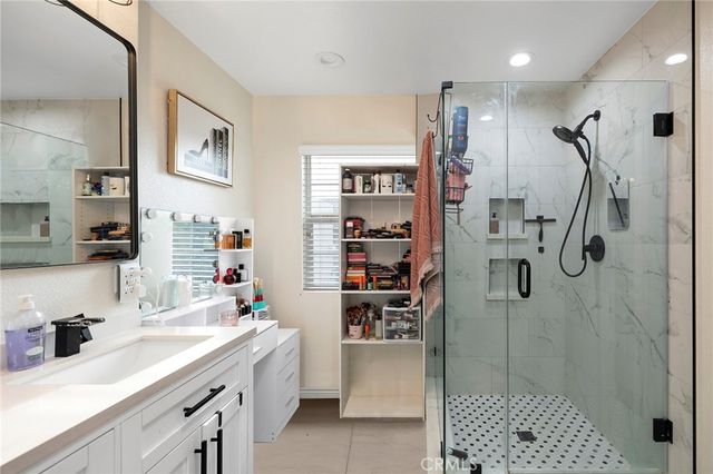 41945 Davenport Way D, Murrieta, CA 92562
