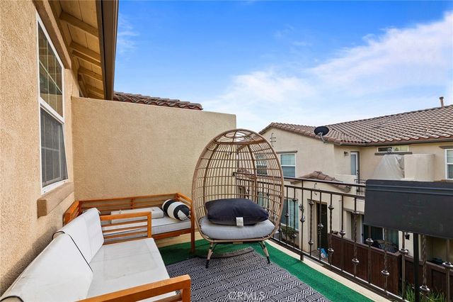 41945 Davenport Way D, Murrieta, CA 92562