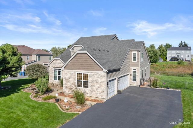 3263 Homestead Avenue, Aurora, IL 60506