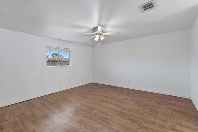 1703 Packsaddle Lane, Baytown, TX 77521