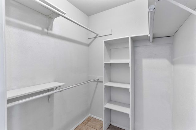 1703 Packsaddle Lane, Baytown, TX 77521