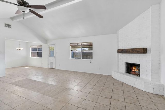 1703 Packsaddle Lane, Baytown, TX 77521