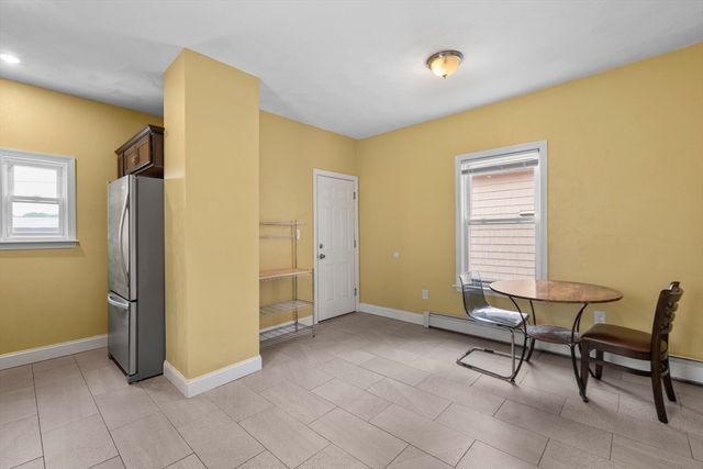 329 Washington St 2, Somerville, MA 02143