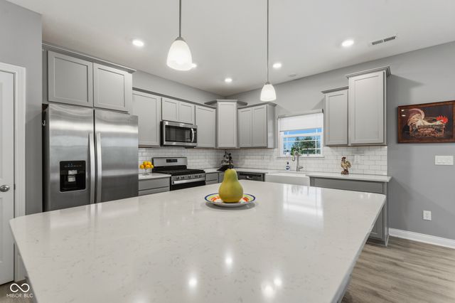 258 Mcrae Way, Greenwood, IN 46143