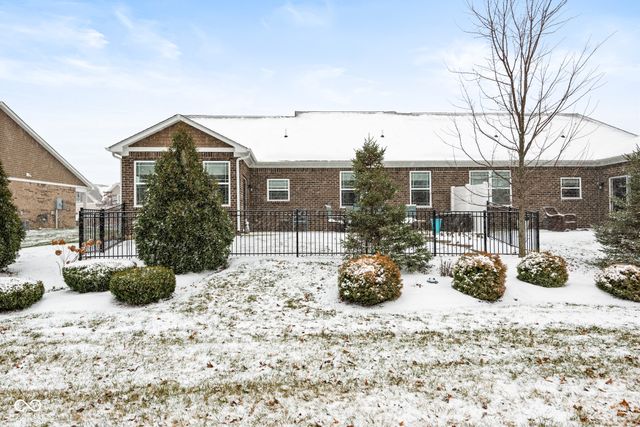 258 Mcrae Way, Greenwood, IN 46143