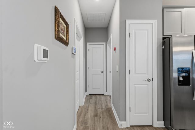 258 Mcrae Way, Greenwood, IN 46143