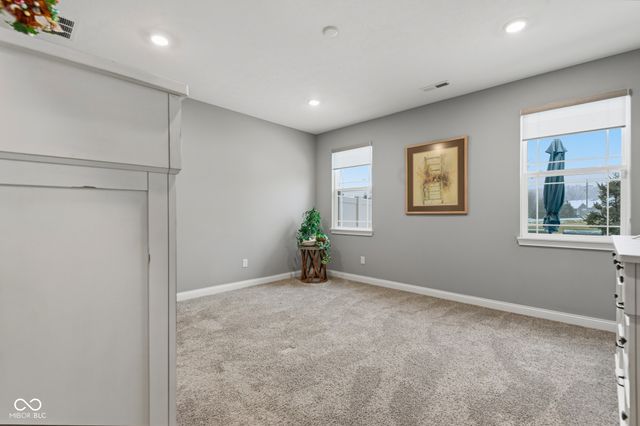 258 Mcrae Way, Greenwood, IN 46143