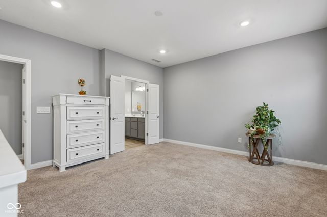 258 Mcrae Way, Greenwood, IN 46143