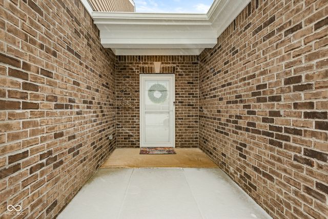 258 Mcrae Way, Greenwood, IN 46143