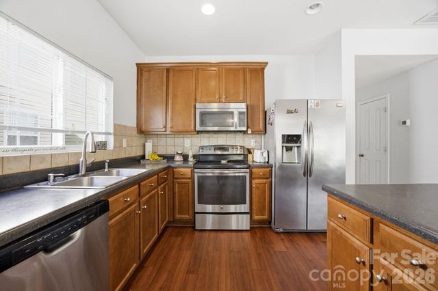 13508 Glasgow Green Lane, Charlotte, NC 28213