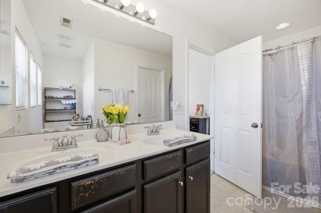 13508 Glasgow Green Lane, Charlotte, NC 28213