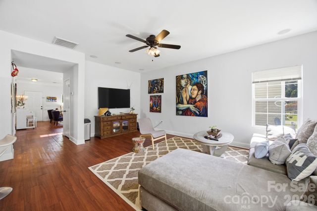 13508 Glasgow Green Lane, Charlotte, NC 28213