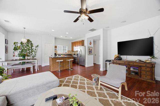 13508 Glasgow Green Lane, Charlotte, NC 28213
