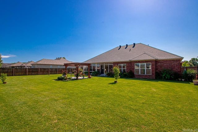 8 Abbie Drive, Vilonia, AR 72173