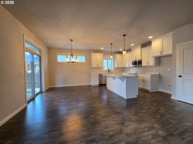 6714 Ne 134TH St, Vancouver, WA 98686