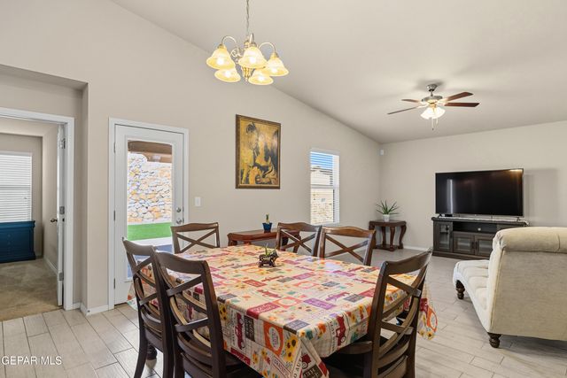 5922 Beechwood Street, Santa Teresa, NM 88008