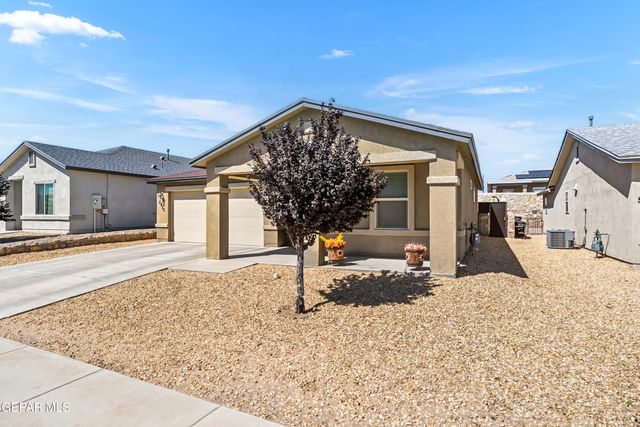 5922 Beechwood Street, Santa Teresa, NM 88008
