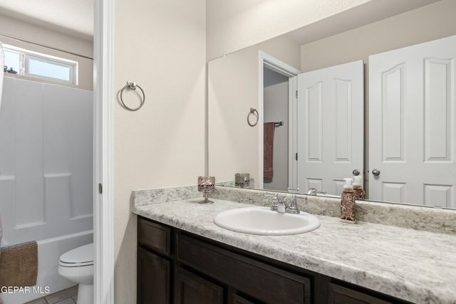 5922 Beechwood Street, Santa Teresa, NM 88008