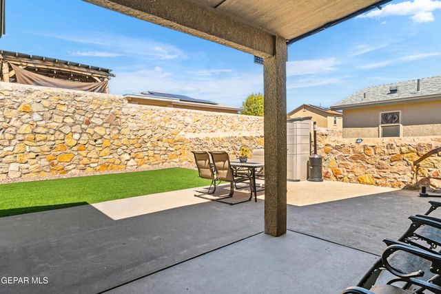 5922 Beechwood Street, Santa Teresa, NM 88008